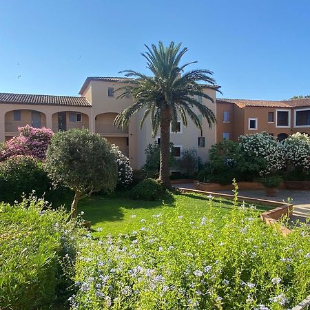 2 Bedrooms, 15 Min Walk To Beach, Ac, Pool & Fiber Internet In A Quiet, Private Gated Domain 5Kms To St Tropez Cogolin Luaran gambar
