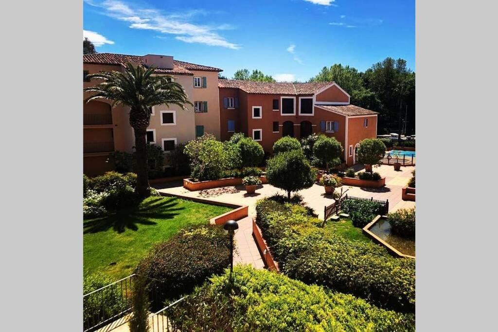 2 Bedrooms, 15 Min Walk To Beach, Ac, Pool & Fiber Internet In A Quiet, Private Gated Domain 5Kms To St Tropez Cogolin Luaran gambar