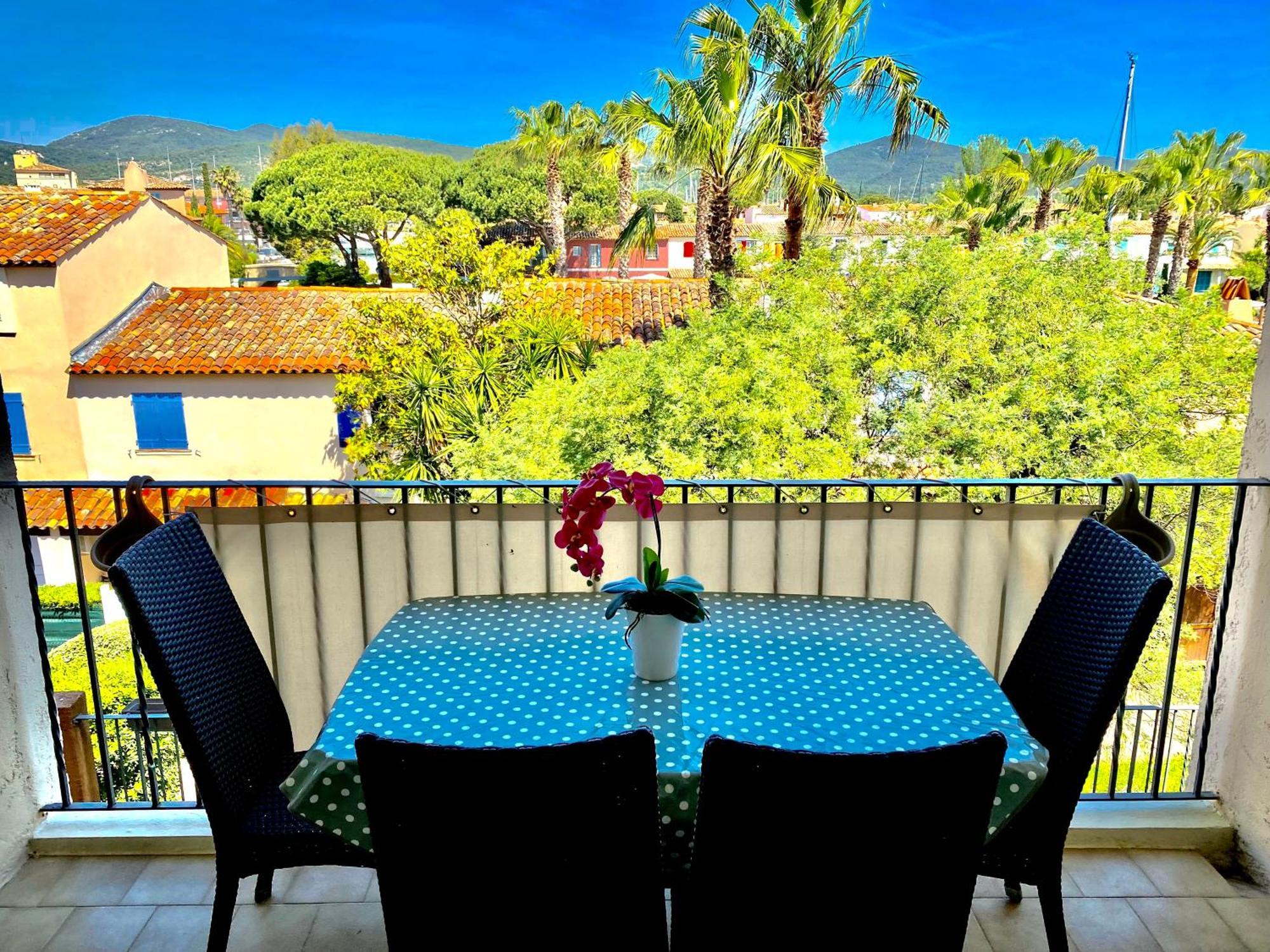 2 Bedrooms, 15 Min Walk To Beach, Ac, Pool & Fiber Internet In A Quiet, Private Gated Domain 5Kms To St Tropez Cogolin Luaran gambar