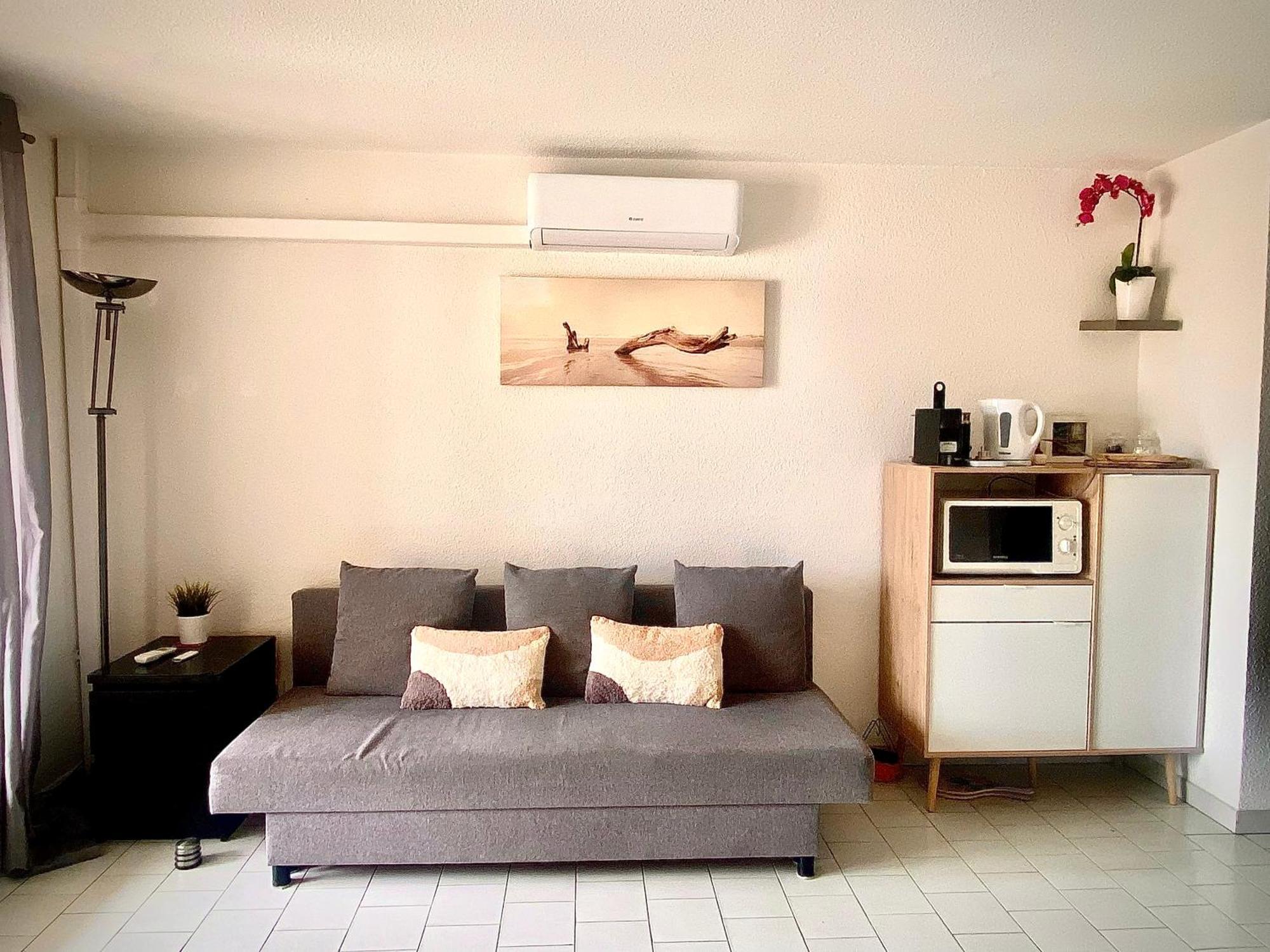 2 Bedrooms, 15 Min Walk To Beach, Ac, Pool & Fiber Internet In A Quiet, Private Gated Domain 5Kms To St Tropez Cogolin Luaran gambar